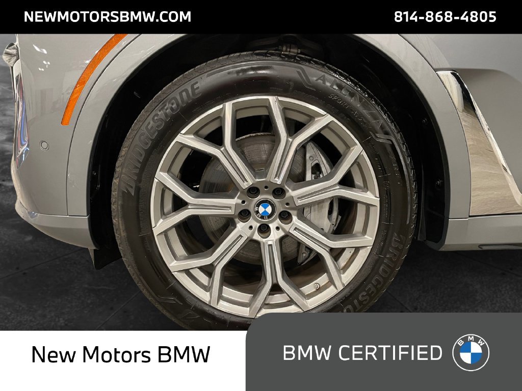 Certified 2024 BMW X7 xDrive40i AWD/4WD image 16