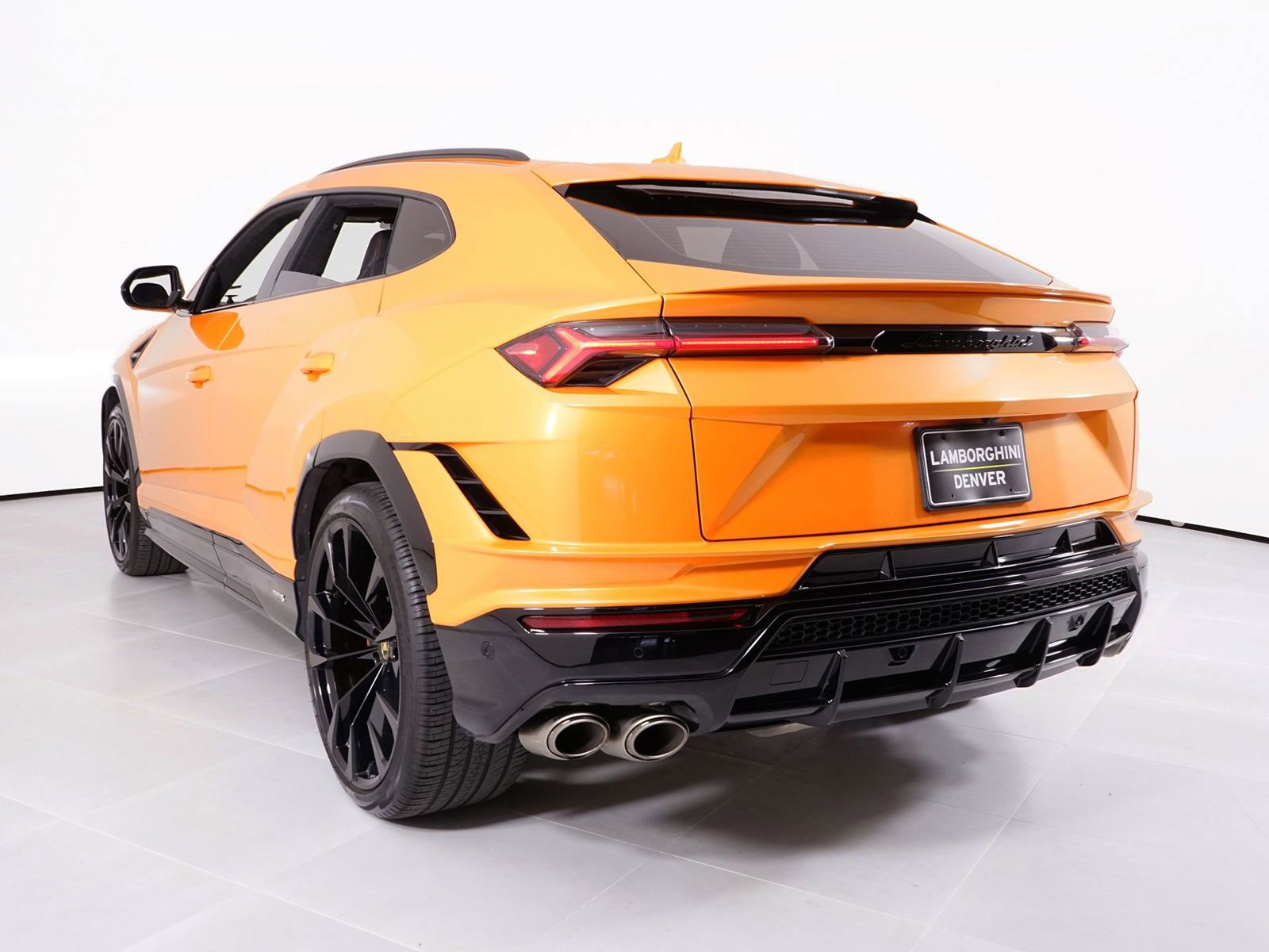 Used 2024 Lamborghini Urus S image 18