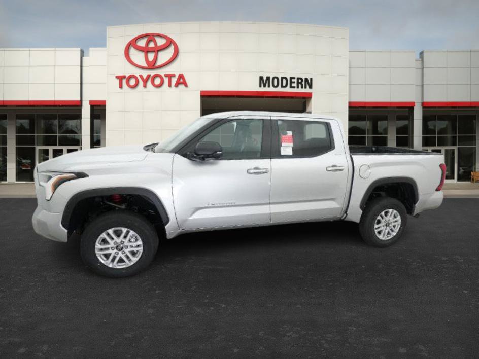 New 2026 Toyota Tundra SR5 w/ SR5 Premium Package AWD/4WD image 7