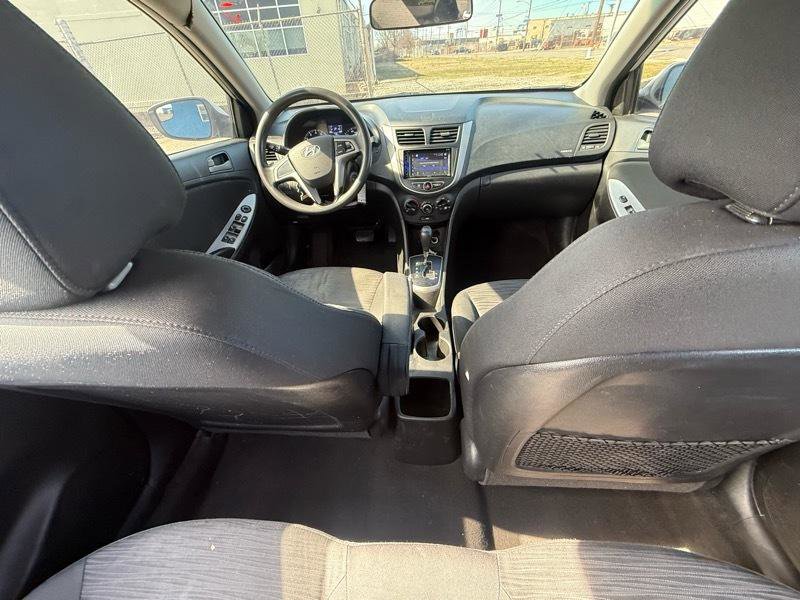 Used 2016 Hyundai Accent SE image 19