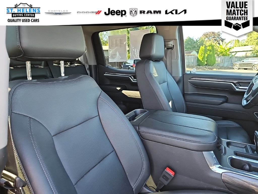 Used 2023 Chevrolet Silverado 1500 LTZ w/ LTZ Premium Package AWD/4WD image 39