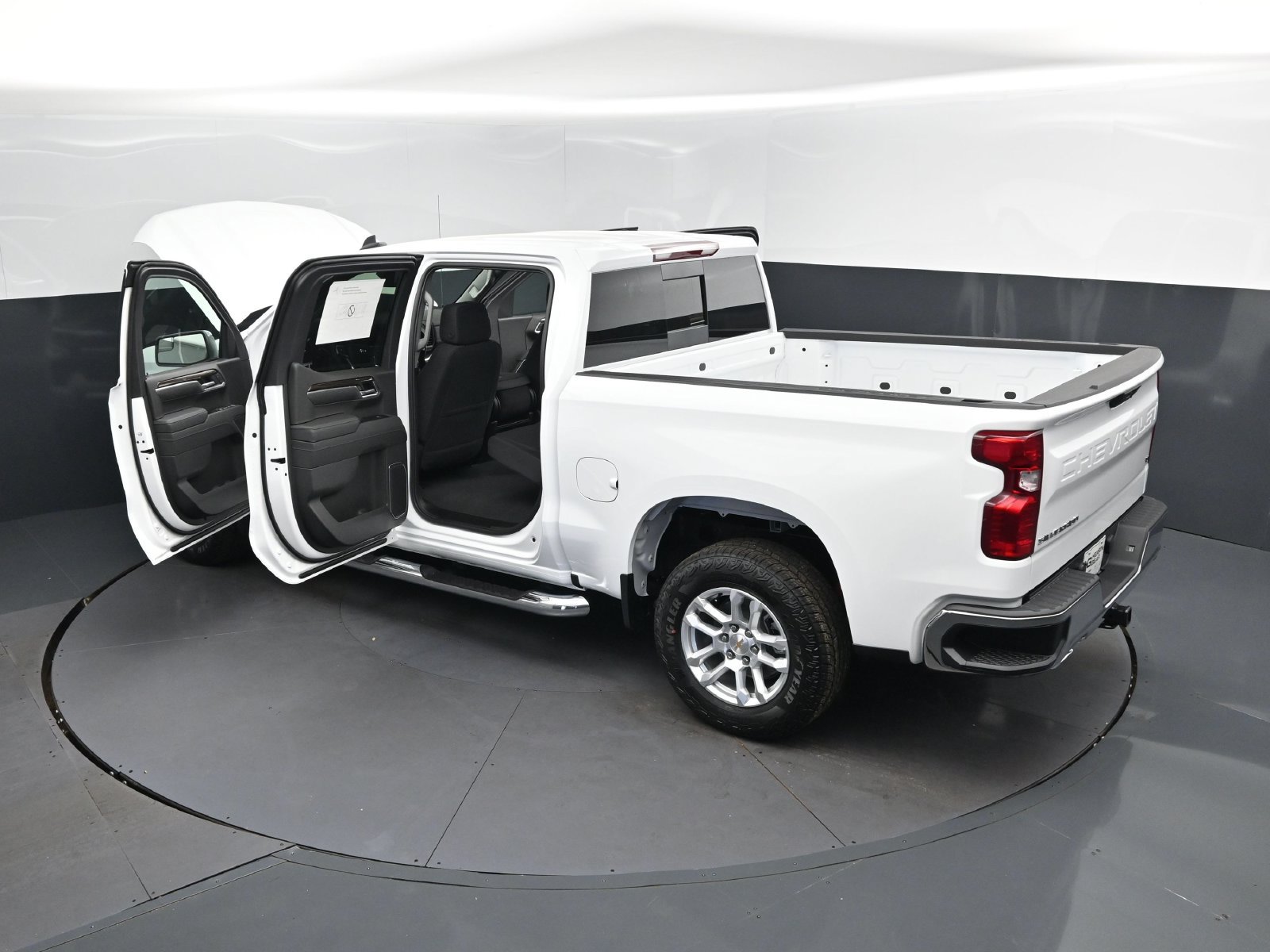New 2026 Chevrolet Silverado 1500 LT w/ Z71 Off-Road Package AWD/4WD image 47
