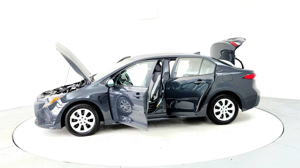 Certified 2025 Toyota Corolla LE w/ Convenience Package FWD image 10