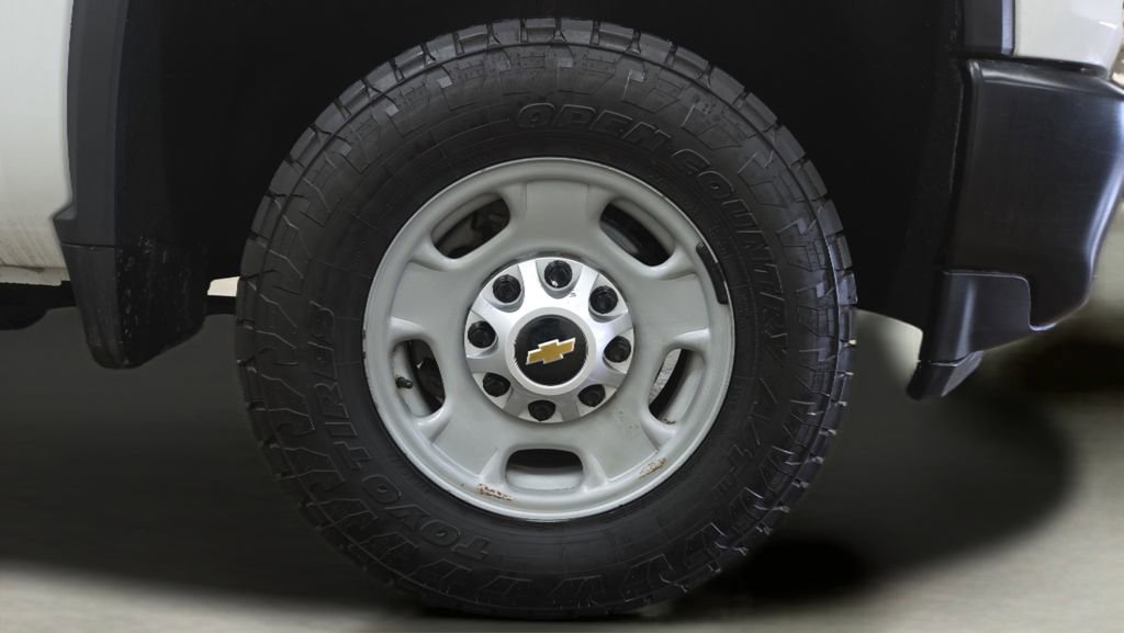 Used 2021 Chevrolet Silverado 2500 W/T w/ WT Convenience Package AWD/4WD image 29