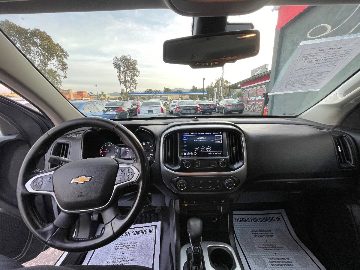 Used 2022 Chevrolet Colorado LT w/ Fleet Safety Package RWD image 9