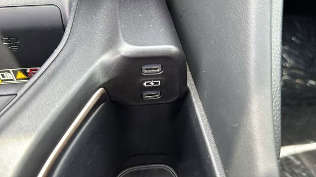 Used 2023 Toyota Crown Platinum image 17