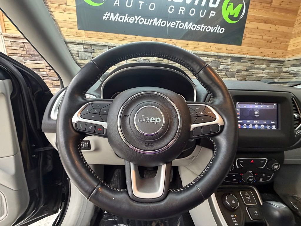 Used 2018 Jeep Compass Latitude w/ Popular Equipment Group AWD/4WD image 16