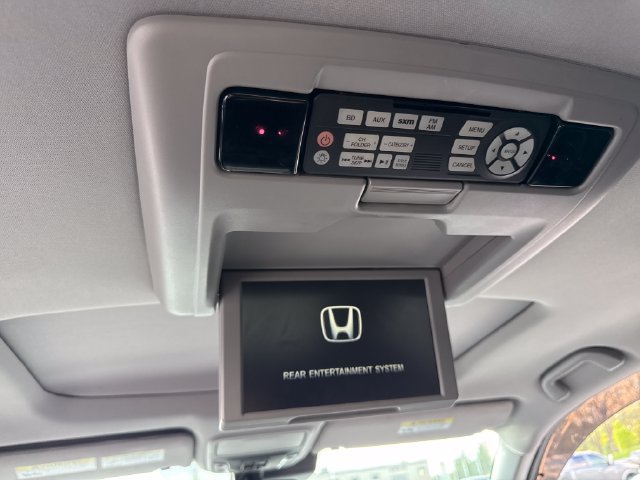 Used 2016 Honda Pilot Elite image 23