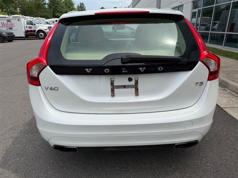 Used 2015 Volvo V60 T5 Premier FWD image 14