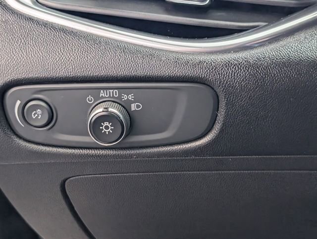 Certified 2016 Chevrolet Malibu LT image 24