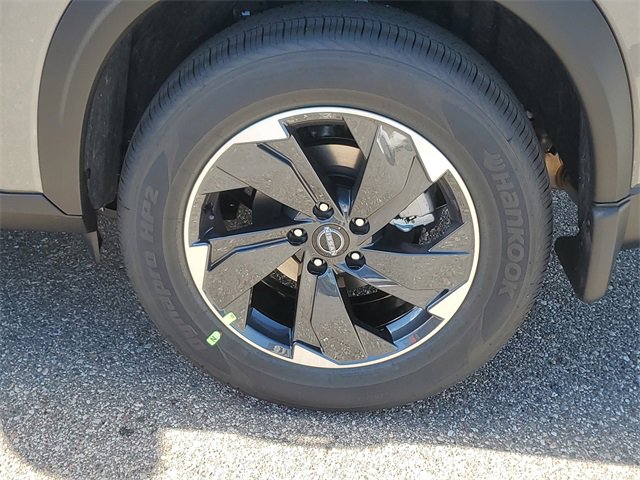 New 2026 Nissan Rogue SV image 31