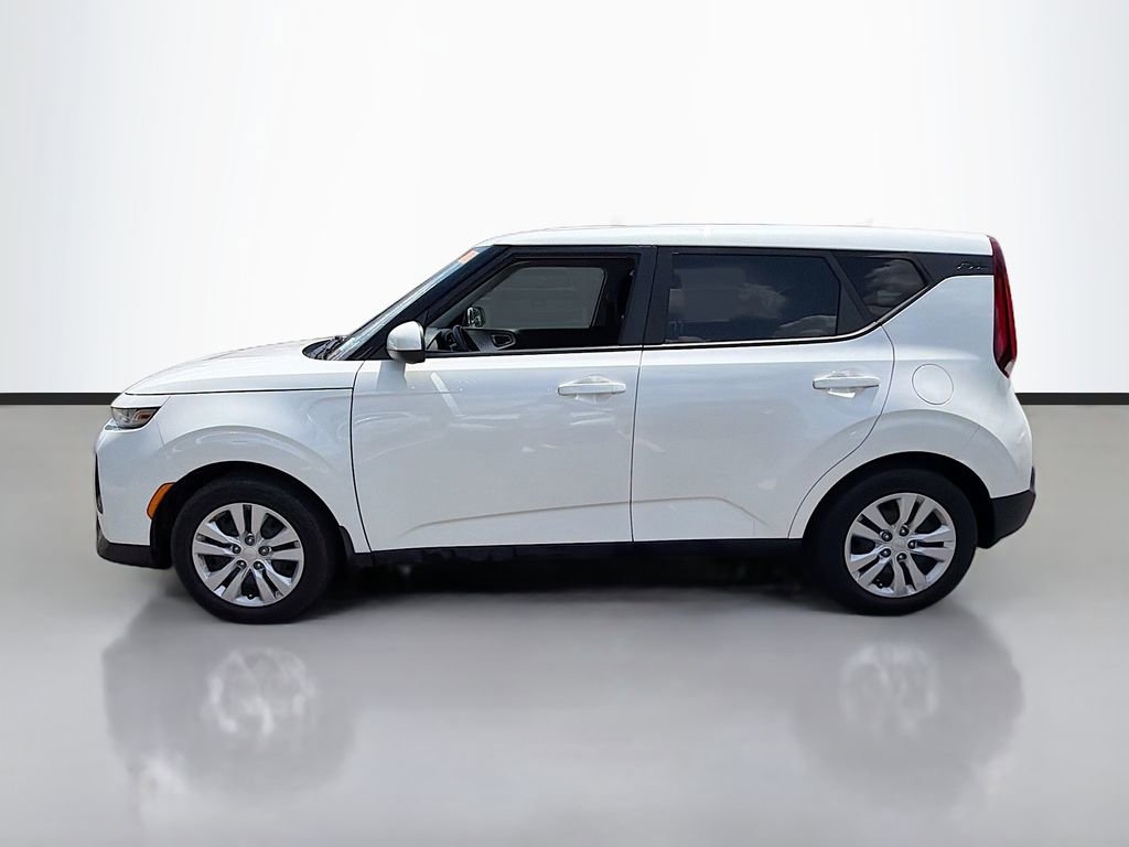 Used 2022 Kia Soul LX FWD image 9