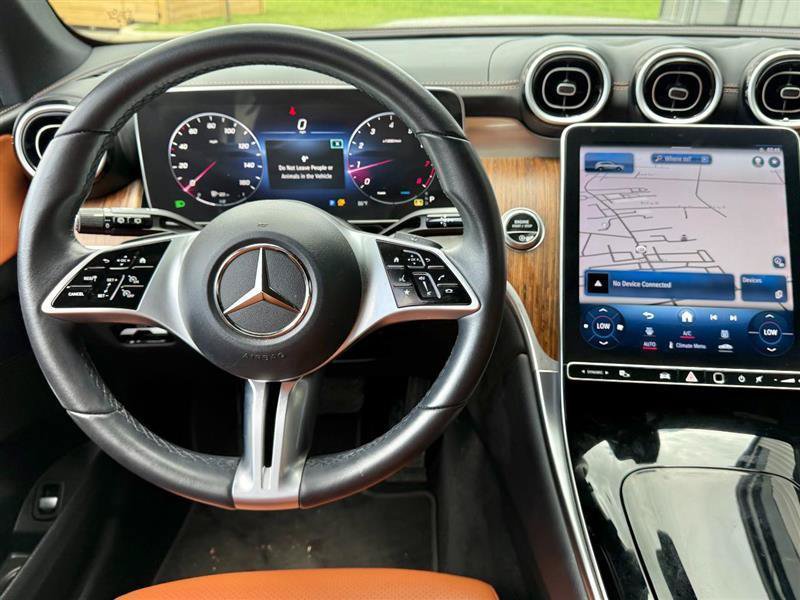 Used 2023 Mercedes-Benz GLC 300 image 12