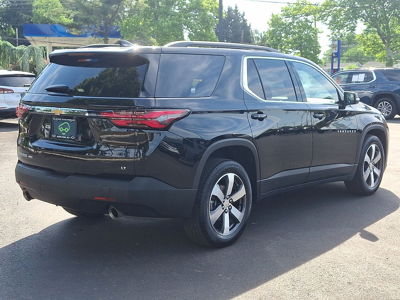 Certified 2023 Chevrolet Traverse LT w/ LT Premium Package AWD/4WD image 25