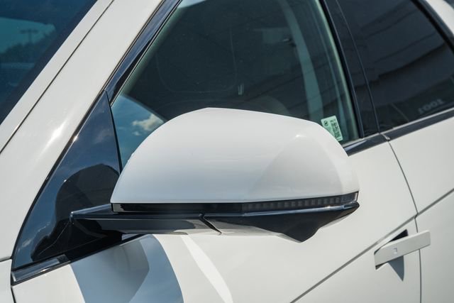 Used 2024 Hyundai Ioniq 5 Limited AWD/4WD image 15