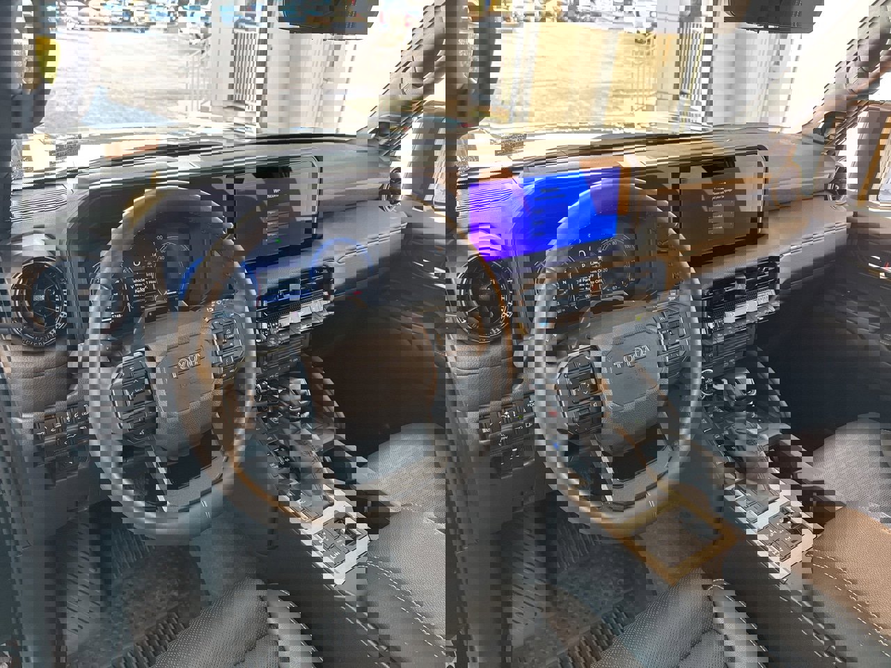 Certified 2024 Toyota Land Cruiser image 18