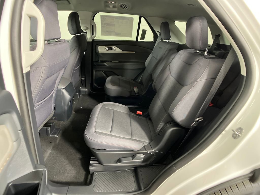 New 2026 Ford Explorer Active image 30