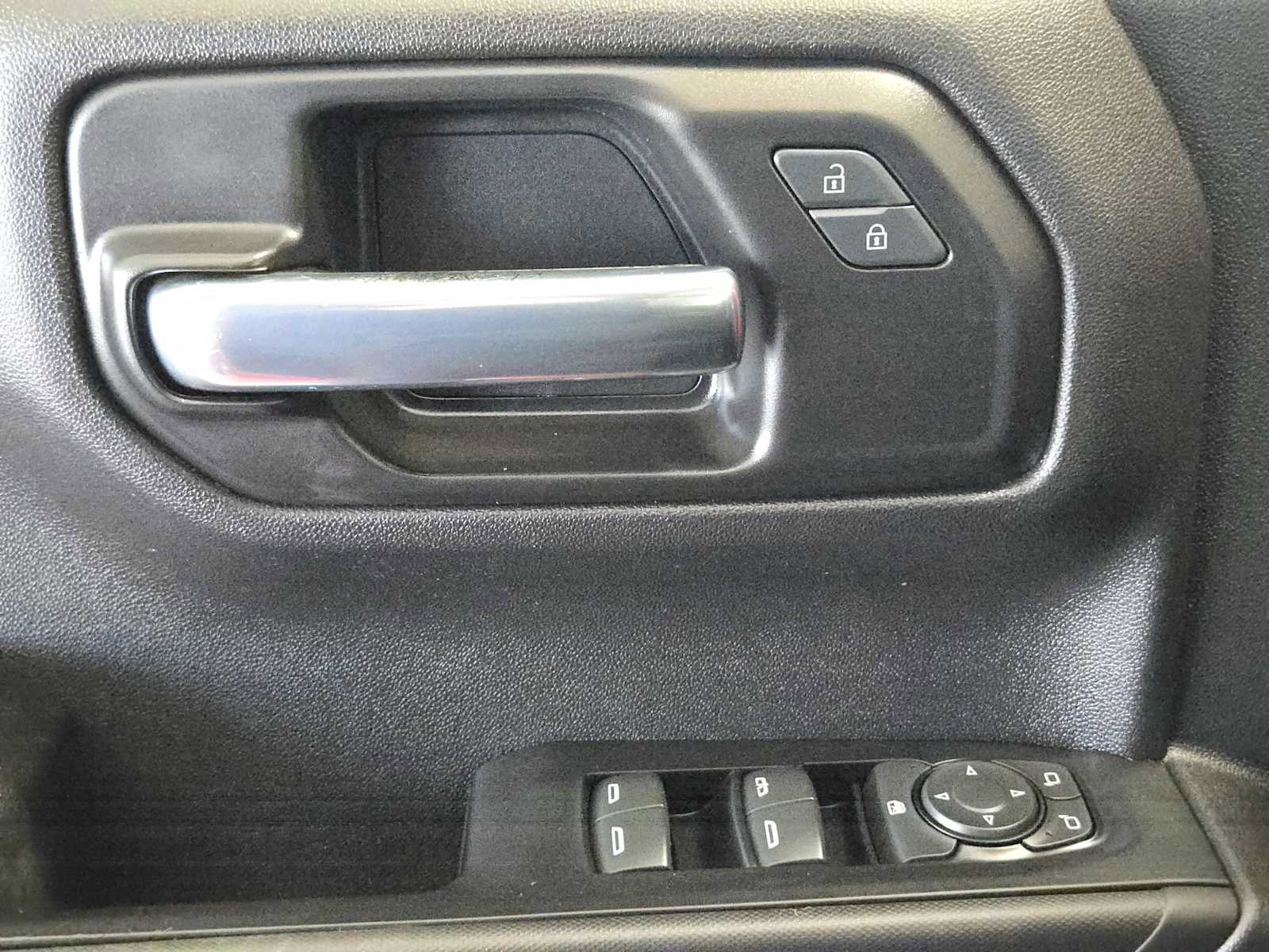 Certified 2020 GMC Sierra 1500 4x4 Crew Cab w/ Sierra Value Package image 22