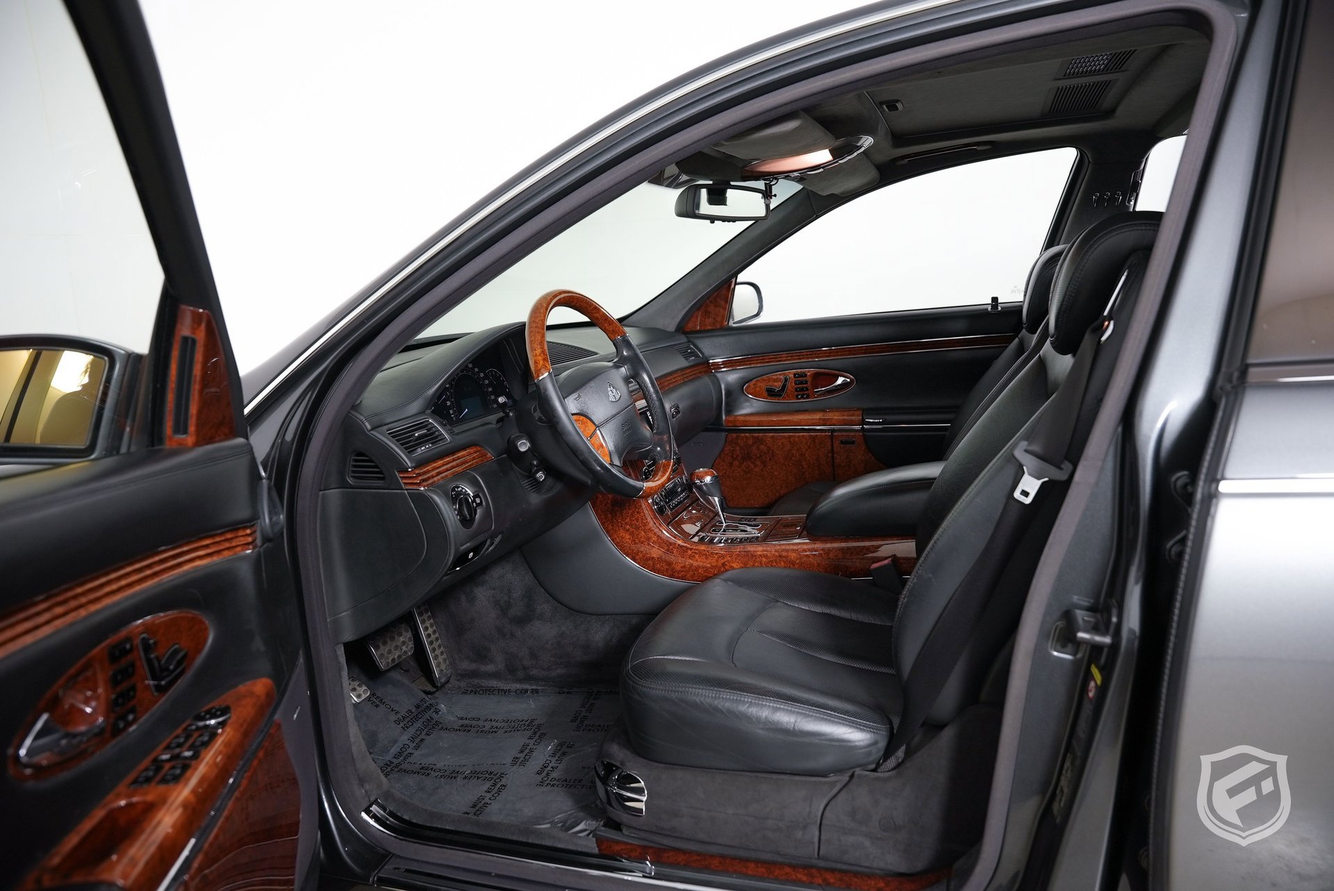 Used 2004 Maybach 57 image 14