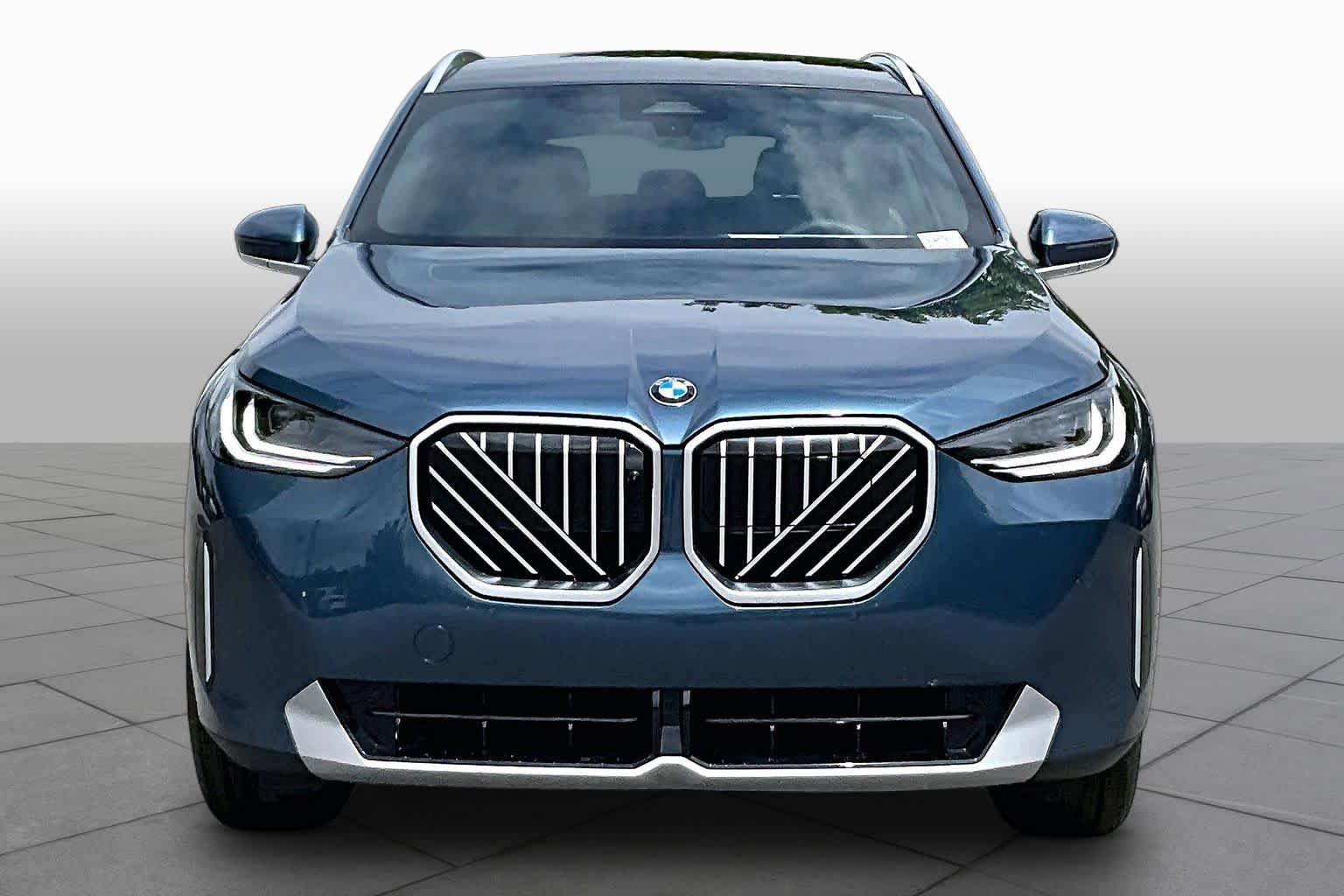 New 2026 BMW X3 xDrive30 w/ Premium Package AWD/4WD image 3