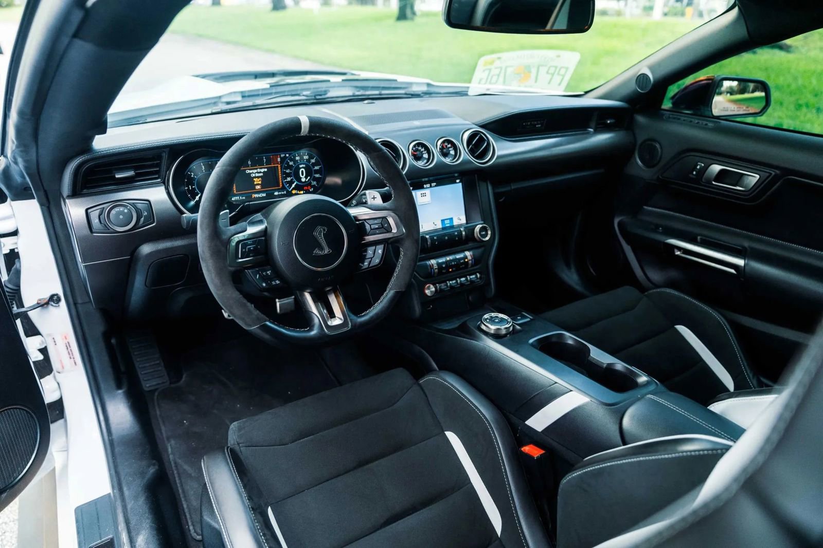 Used 2020 Ford Mustang Shelby GT500 w/ Technology Package image 24