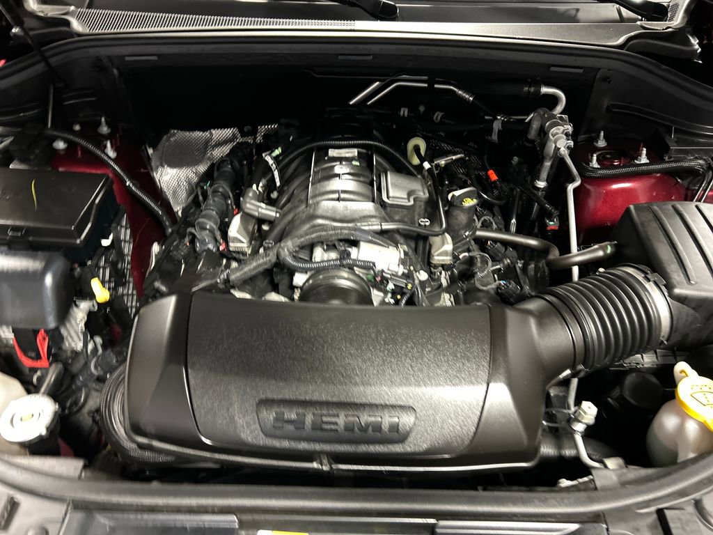 Used 2025 Dodge Durango R/T image 28