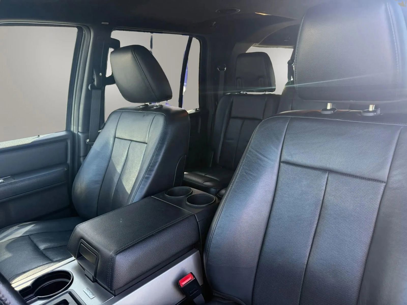 Used 2017 Ford Expedition EL XLT w/ Equipment Group 202A AWD/4WD image 15