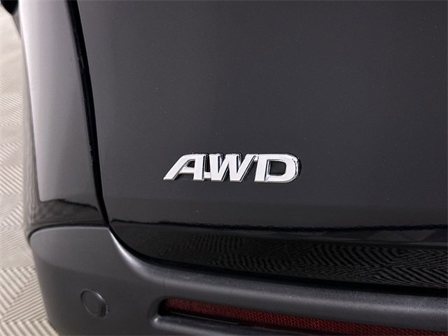 Used 2024 Toyota Sienna XLE image 32