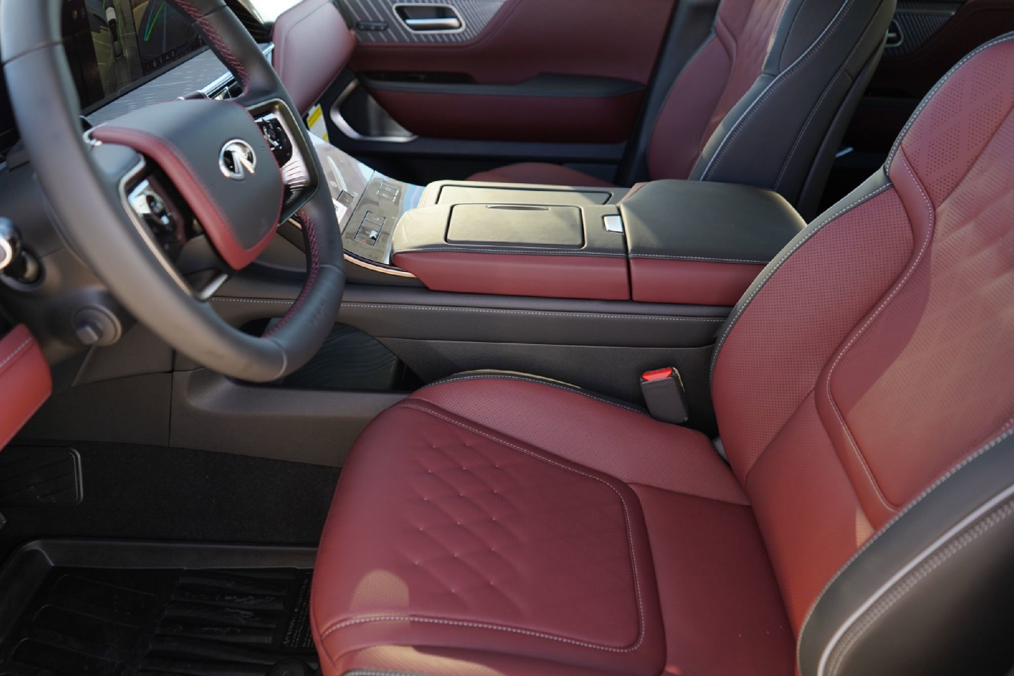 New 2026 INFINITI QX80 Autograph w/ Premium Cargo Package image 9