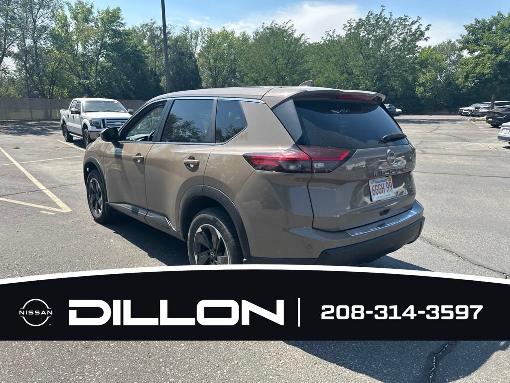 Certified 2025 Nissan Rogue SV AWD/4WD image 9