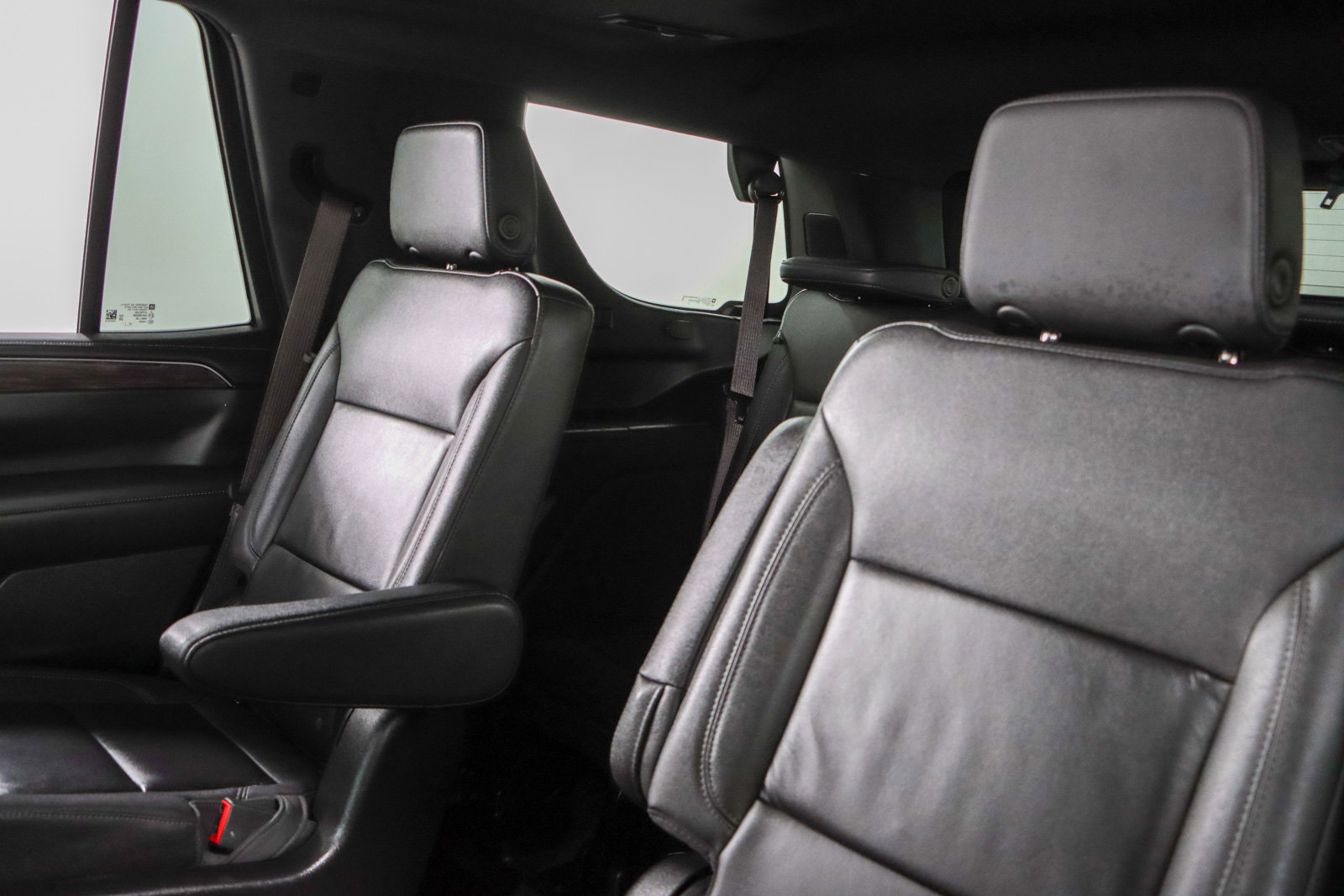 Used 2024 Chevrolet Tahoe Z71 w/ Luxury Package AWD/4WD image 29