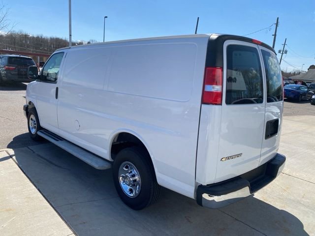 Used 2024 Chevrolet Express 2500 w/ Driver Convenience Package image 6
