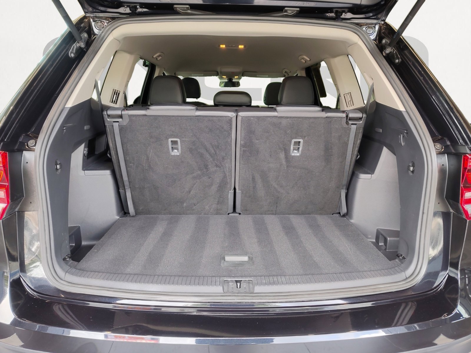 Used 2018 Volkswagen Atlas SE AWD/4WD image 15