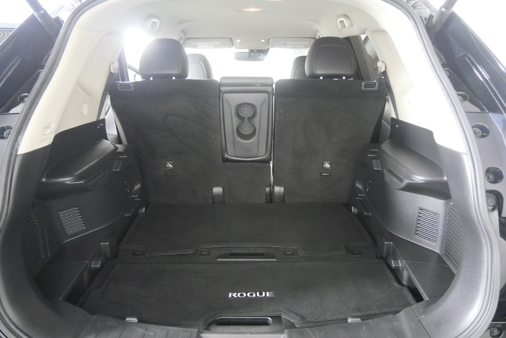 Used 2017 Nissan Rogue SL FWD image 15