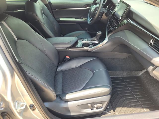 Used 2024 Toyota Camry XSE FWD image 10