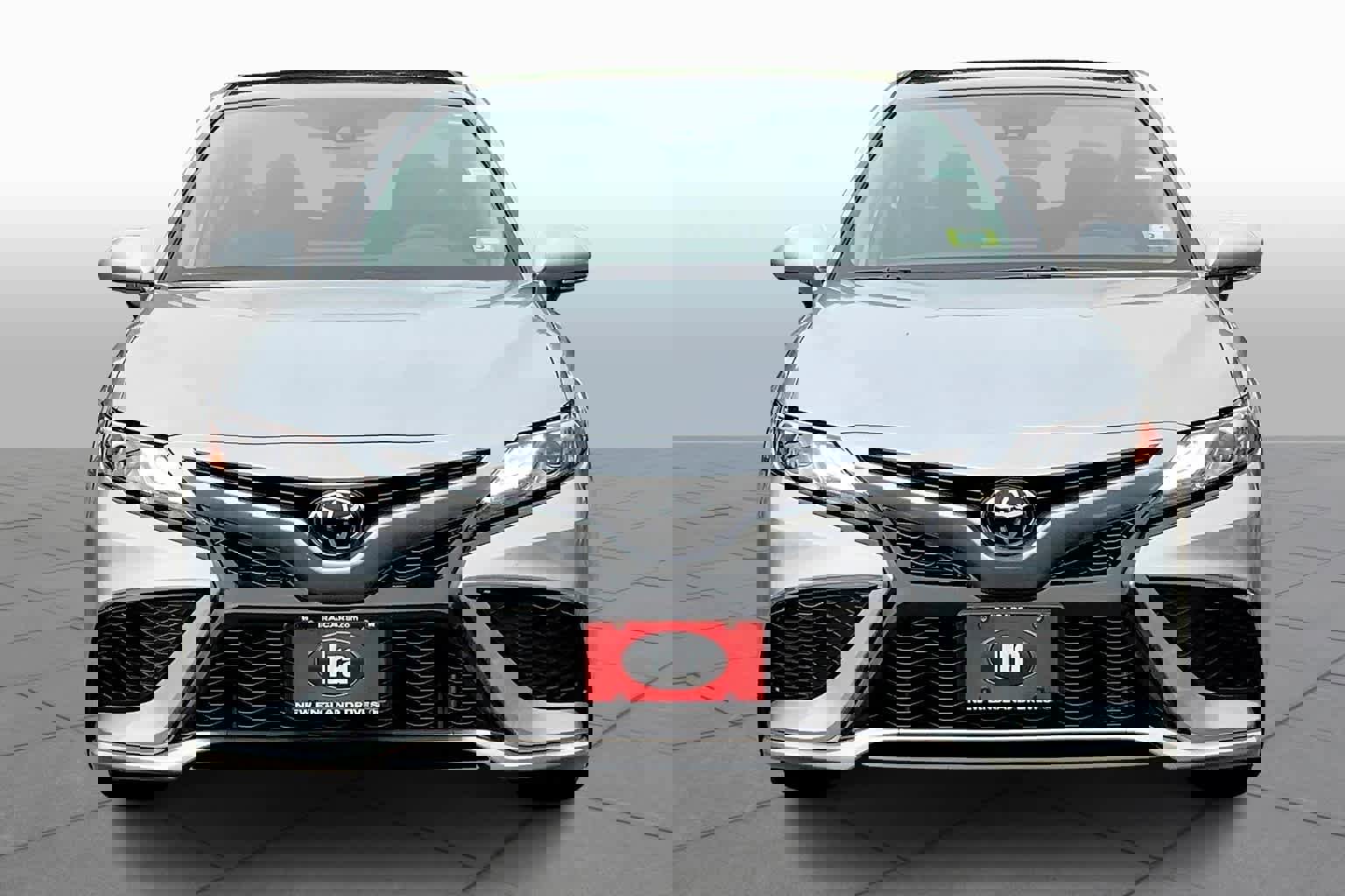 Used 2023 Toyota Camry XSE w/ Cold Weather Package image 4