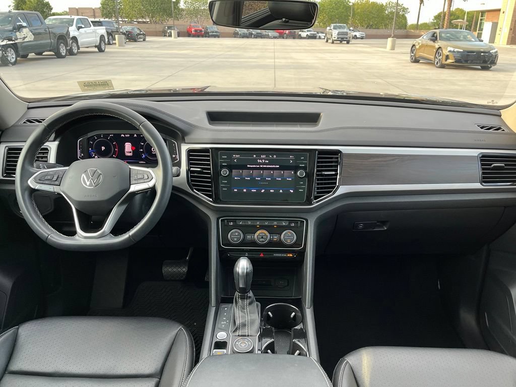 Used 2022 Volkswagen Atlas SE w/ Panoramic Sunroof Package AWD/4WD image 14