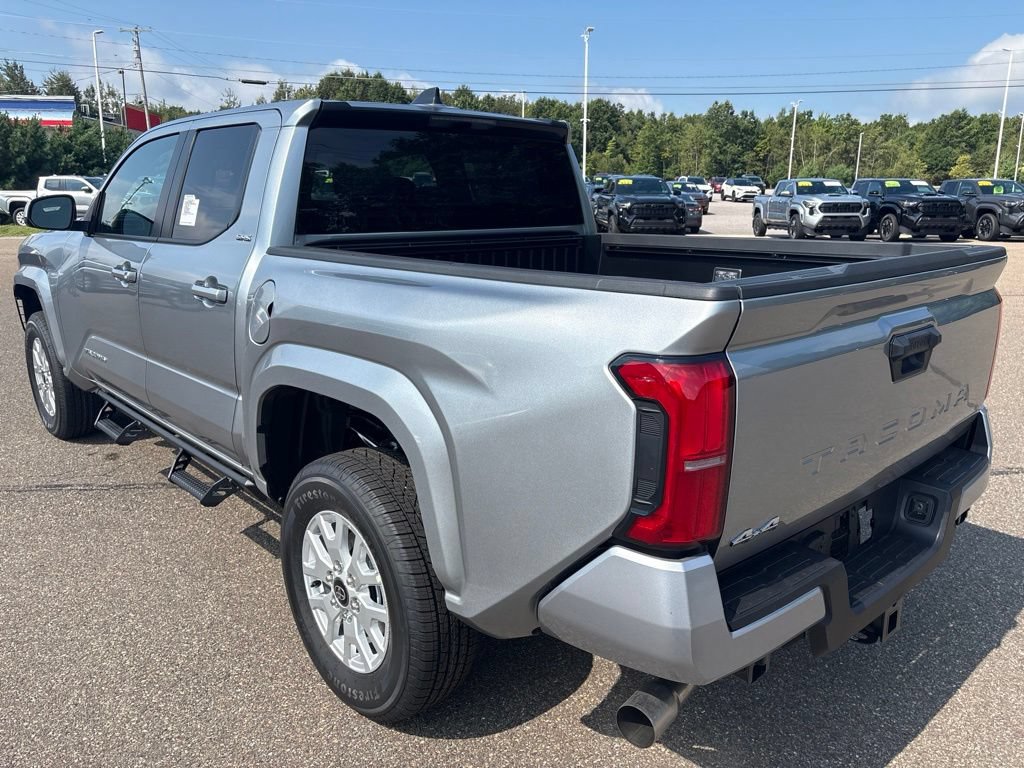 Used 2026 Toyota Tacoma 4x4 Double Cab image 4