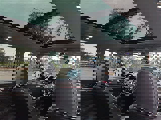 Used 2024 Volkswagen Atlas SEL Premium R-Line image 23