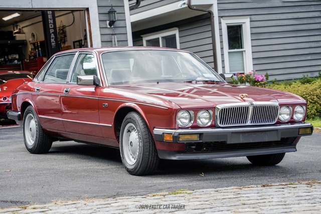 Used 1988 Jaguar XJ Vanden Plas RWD image 12