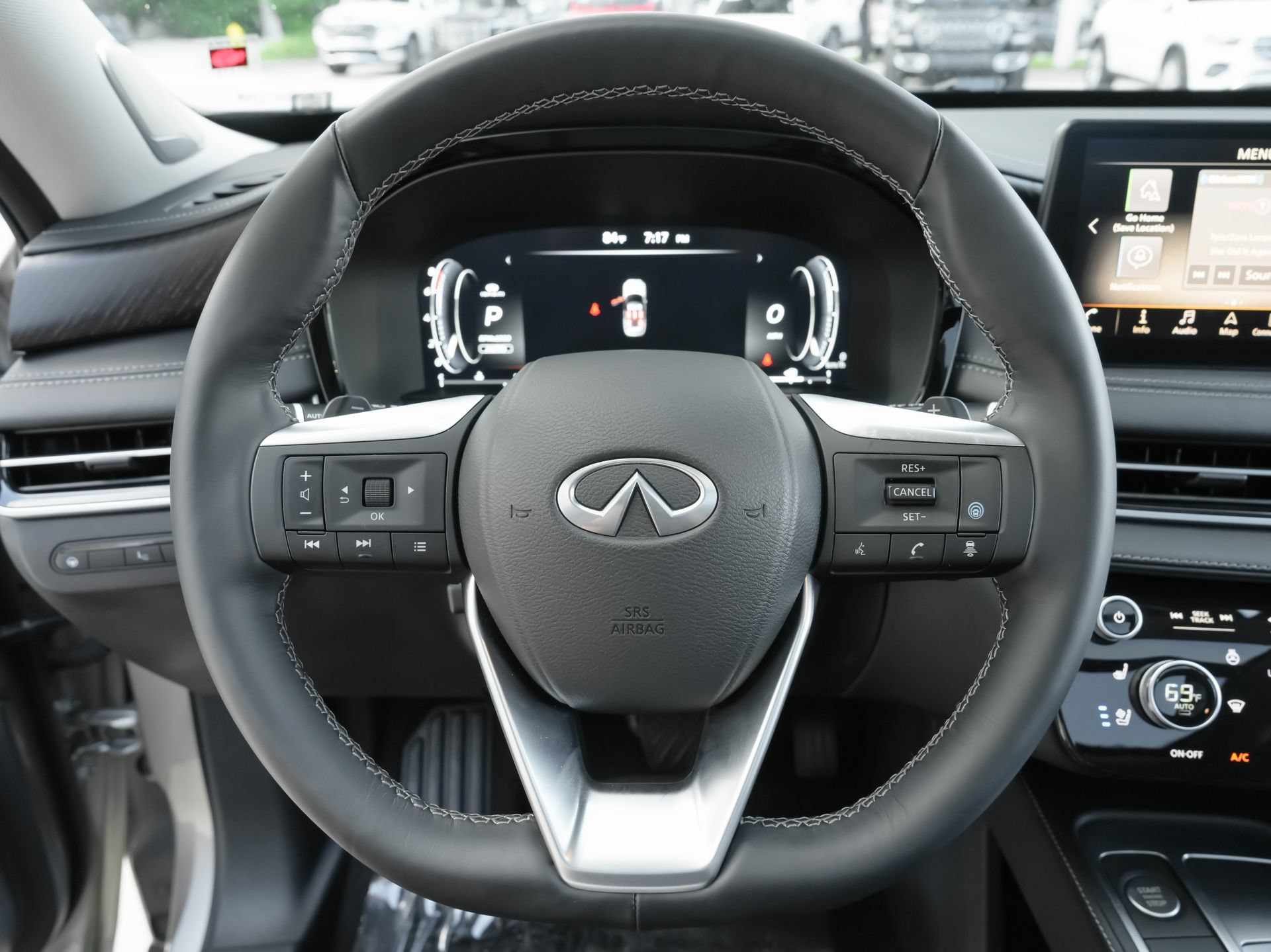 Used 2025 INFINITI QX60 Sensory w/ Vision Package AWD/4WD image 10