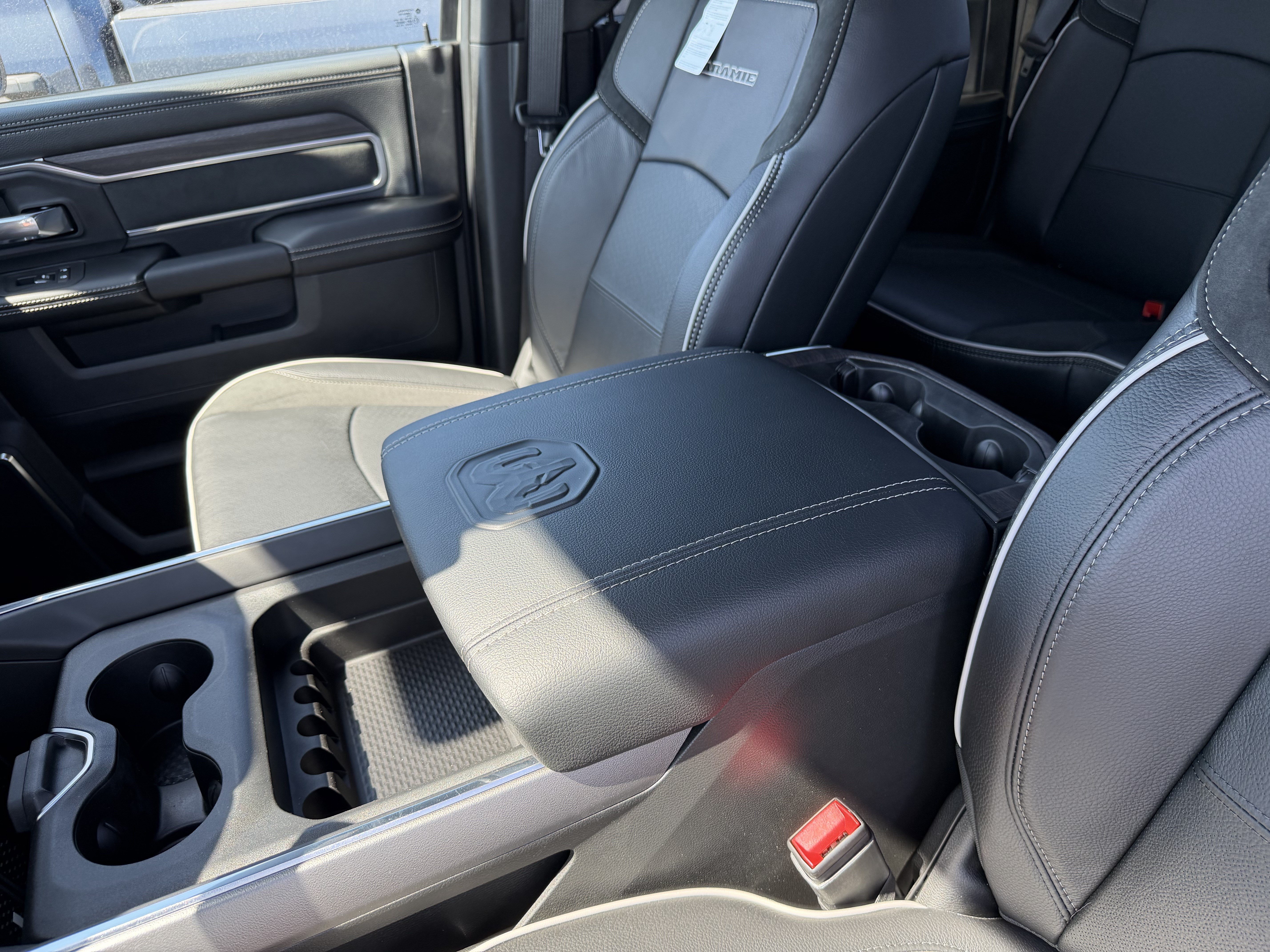 New 2026 RAM 3500 Laramie w/ Night Edition AWD/4WD image 16