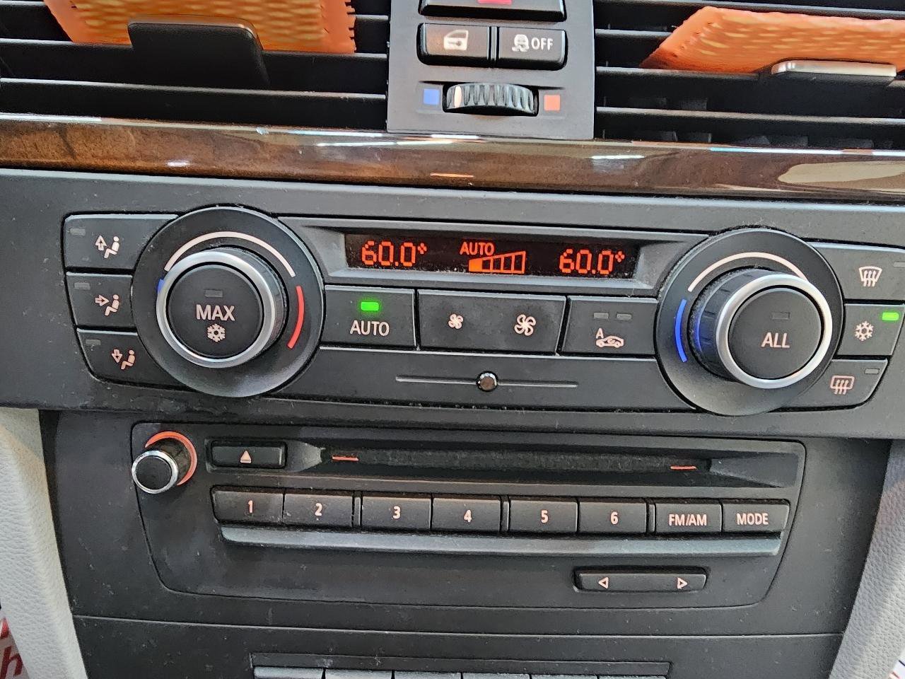 Used 2011 BMW 335i Sedan image 31