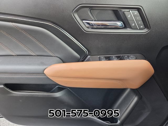 Used 2025 GMC Canyon AT4 w/ Nightfall Edition AWD/4WD image 39