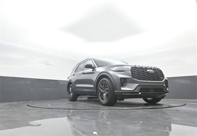 New 2026 Ford Explorer ST image 18