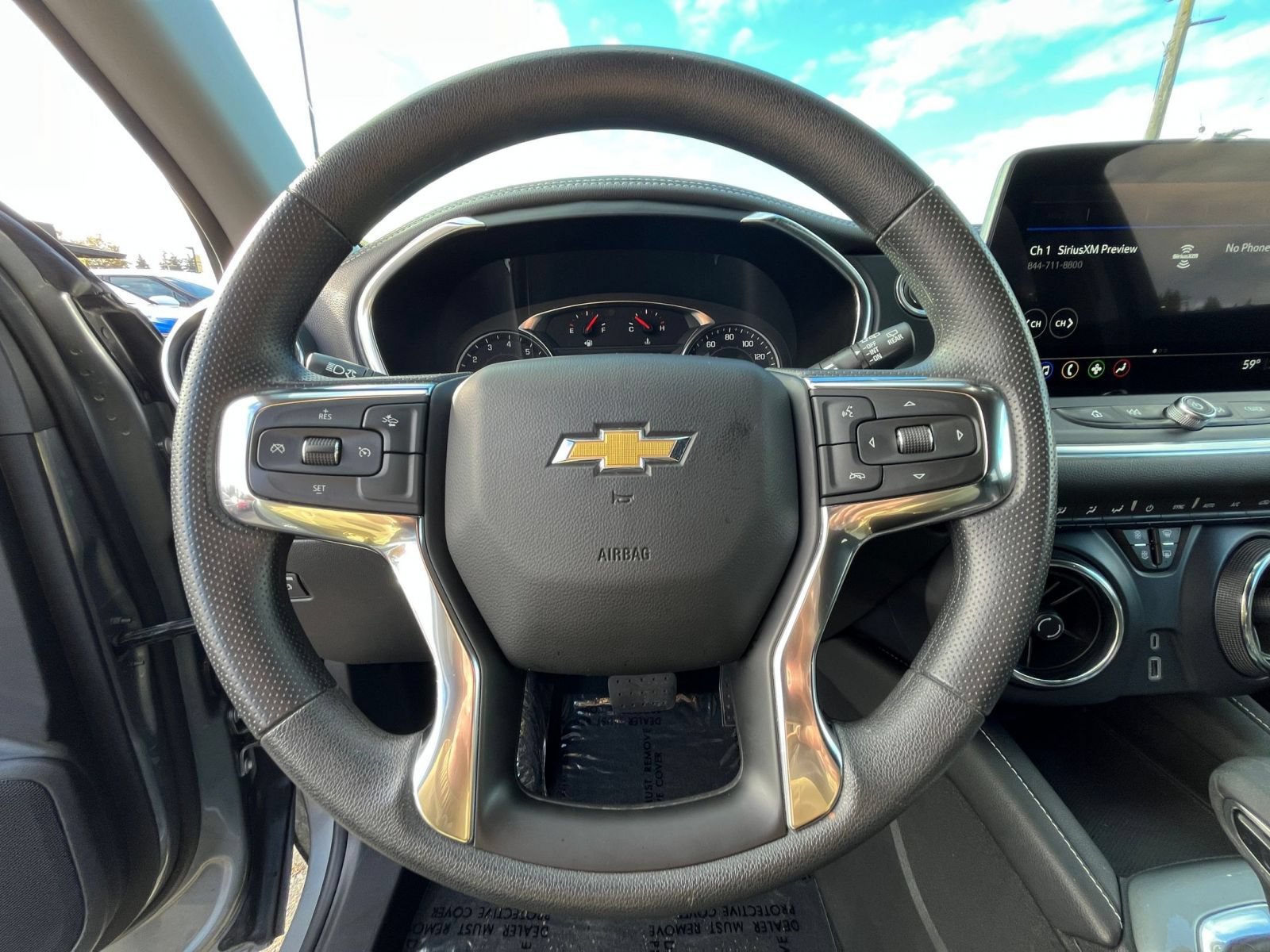 Used 2025 Chevrolet Blazer LT FWD image 28