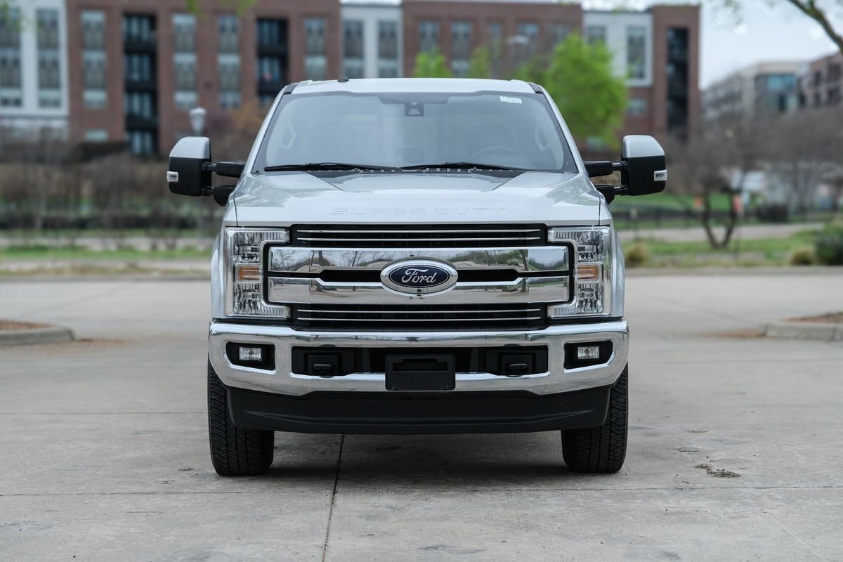 Used 2018 Ford F250 Lariat w/ Lariat Ultimate Package image 4