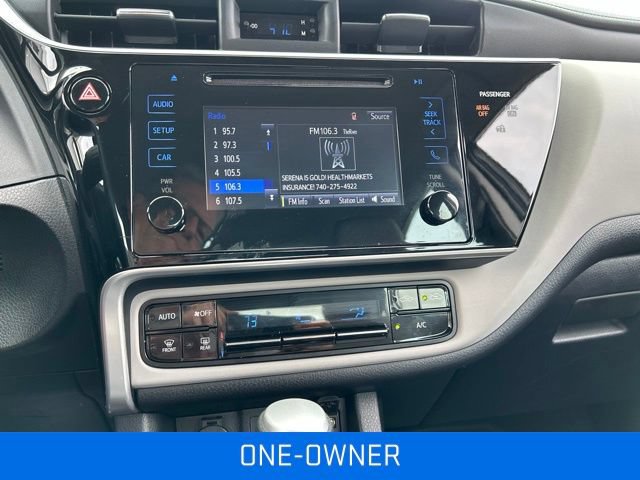 Used 2017 Toyota Corolla LE FWD image 3