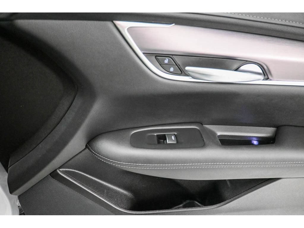 Certified 2023 Cadillac XT5 Luxury AWD/4WD image 18
