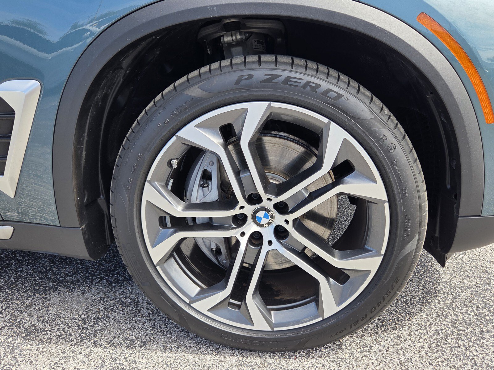 Used 2026 BMW X5 xDrive50e w/ Executive Package AWD/4WD image 9
